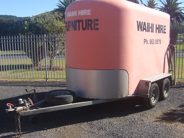 Furniture trailer tandem axle